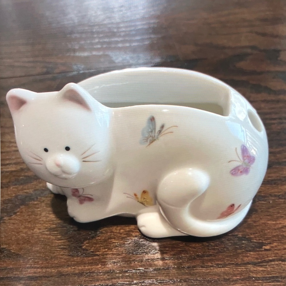 Jolie White Ceramic Cat Planter with Pastel Butterfly Accents